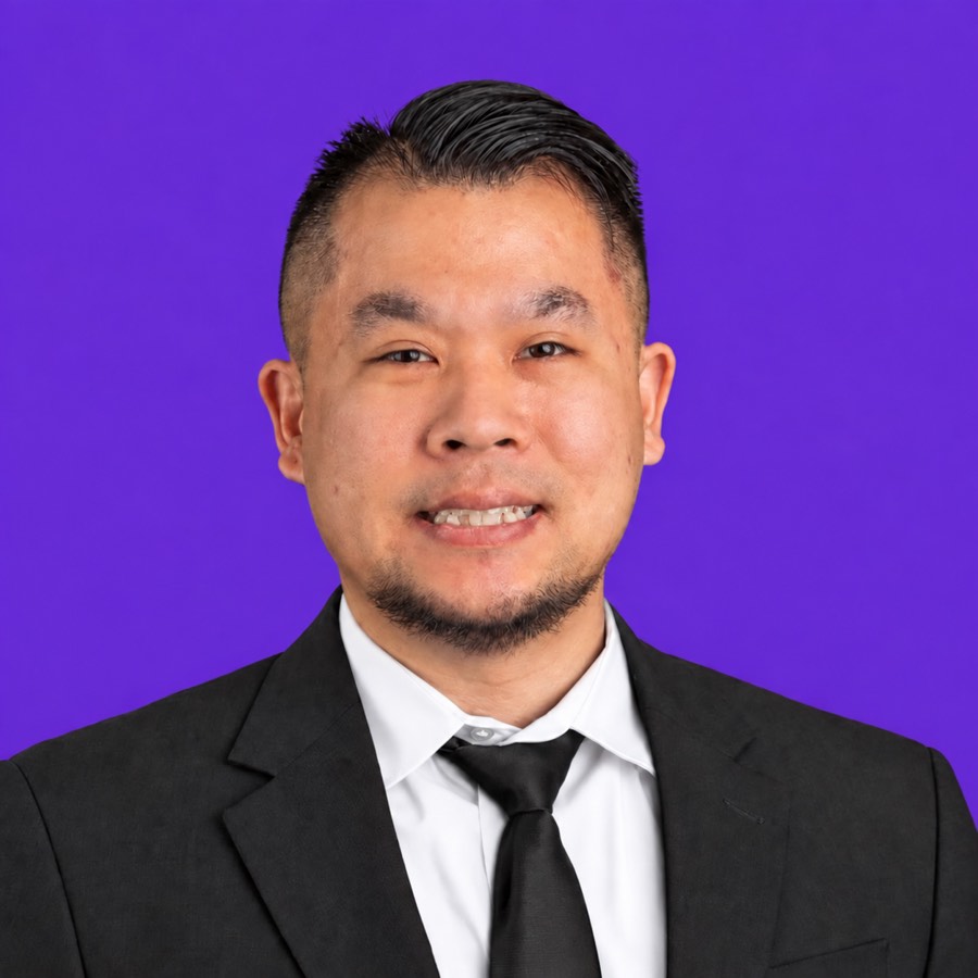 Alan Siu, Insurance Broker / CFO